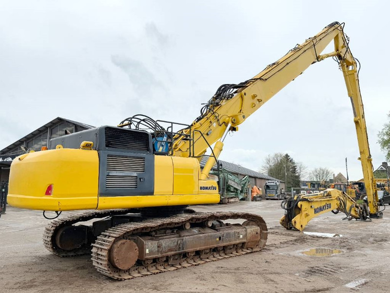 Komatsu PC490LC-10 UHD - 29m Demolition / Oilquick - Lánctalpas kotró: 4 kép. Komatsu PC490LC-10 UHD - 29m Demolition / Oilquick - Lánctalpas kotró: 4 kép.