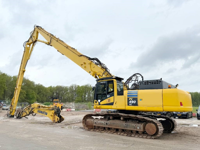 Komatsu PC490LC-10 UHD - 29m Demolition / Oilquick - Lánctalpas kotró: 2 kép. Komatsu PC490LC-10 UHD - 29m Demolition / Oilquick - Lánctalpas kotró: 2 kép.