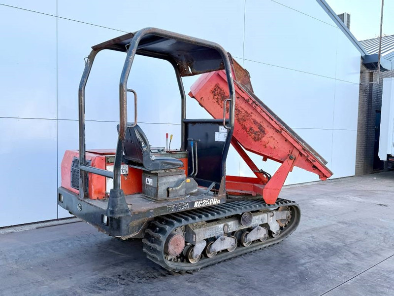 Kubota KC250HR - Tilt + Rotate / Track Dumper - Dömper: 3 kép. Kubota KC250HR - Tilt + Rotate / Track Dumper - Dömper: 3 kép.