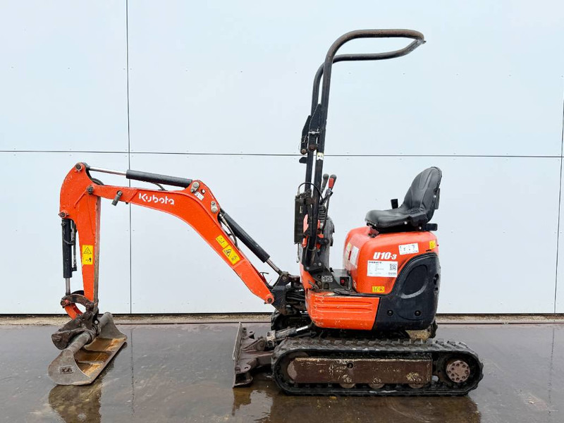 Kubota U10-3 - Hydr. Undercarriage / Hammer Lines - Minikotró: 1 kép. Kubota U10-3 - Hydr. Undercarriage / Hammer Lines - Minikotró: 1 kép.