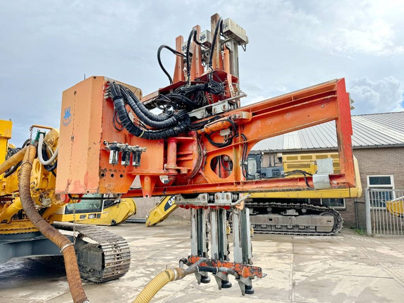 Lánctalpas kotró Liebherr R934 HDS + Wimmer Drill / 3 Tamrock HE122: 11 kép. Lánctalpas kotró Liebherr R934 HDS + Wimmer Drill / 3 Tamrock HE122: 11 kép.