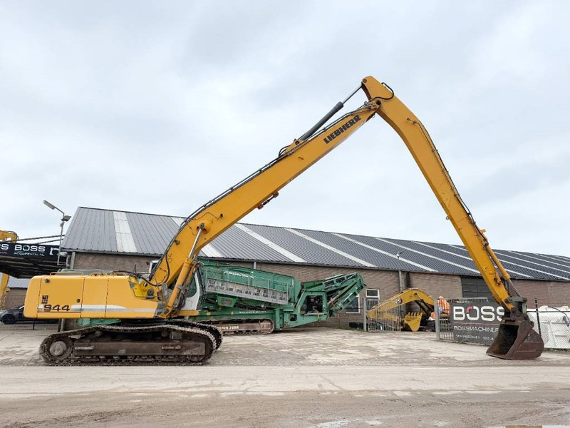 Liebherr R944C - 19m Long Reach / EXTRA ARM INCLUDED - Lánctalpas kotró: 5 kép. Liebherr R944C - 19m Long Reach / EXTRA ARM INCLUDED - Lánctalpas kotró: 5 kép.