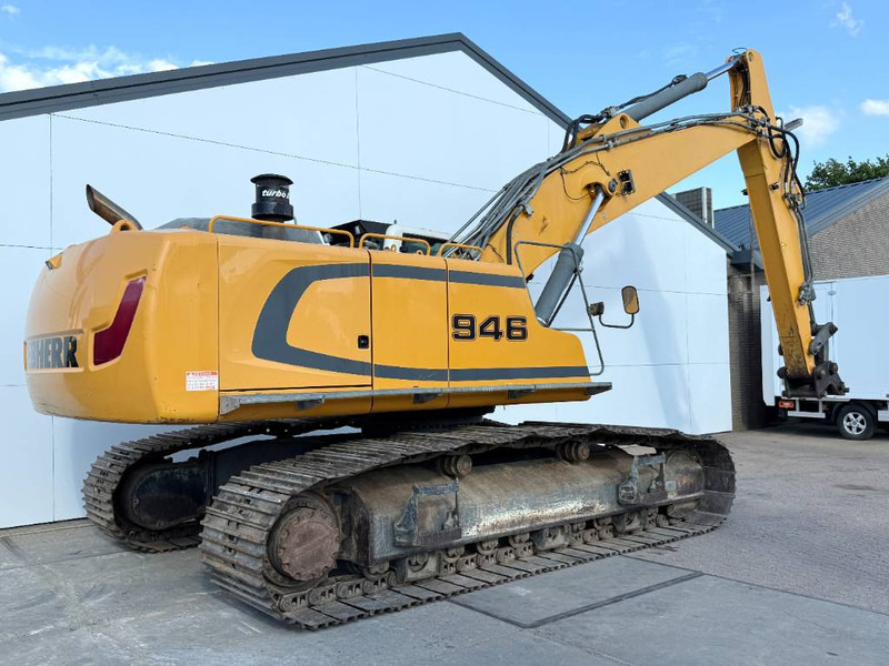 Liebherr R946 SHD - 11 Meter / Dutch Machine / Auto Lube - Lánctalpas kotró: 4 kép. Liebherr R946 SHD - 11 Meter / Dutch Machine / Auto Lube - Lánctalpas kotró: 4 kép.