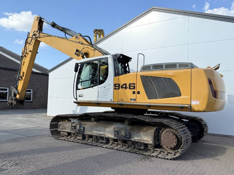 Liebherr R946 SHD - 11 Meter / Dutch Machine / Auto Lube - Lánctalpas kotró: 2 kép. Liebherr R946 SHD - 11 Meter / Dutch Machine / Auto Lube - Lánctalpas kotró: 2 kép.