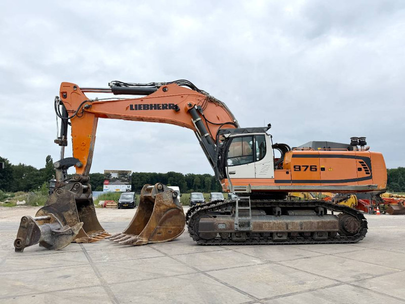 Liebherr R976LCV - 2 Buckets + Ripper Tooth / Quick Coupler - Lánctalpas kotró: 1 kép. Liebherr R976LCV - 2 Buckets + Ripper Tooth / Quick Coupler - Lánctalpas kotró: 1 kép.