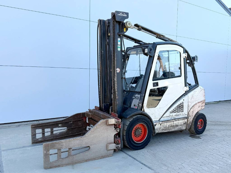 Linde H35D - German Machine Side Shift Fork Positioners - Dízel targonca: 1 kép. Linde H35D - German Machine Side Shift Fork Positioners - Dízel targonca: 1 kép.