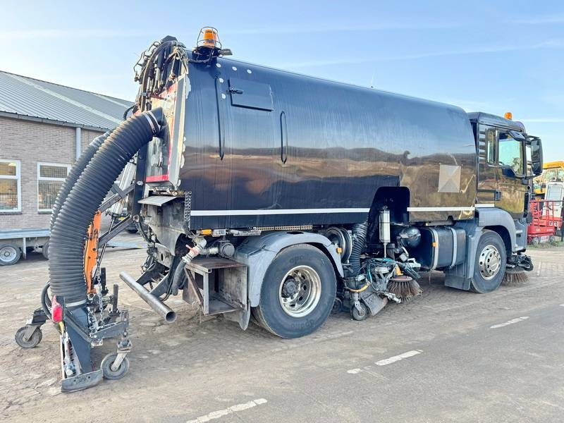 MAN MAN TGS18.320 - Dutch Sweeper Truck / Kehrwagen - Utcaseprő gép: 5 kép. MAN MAN TGS18.320 - Dutch Sweeper Truck / Kehrwagen - Utcaseprő gép: 5 kép.