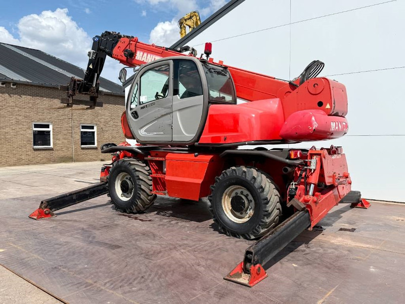 Manitou MRT2150+ Privilege - 4x4x4 / Crab Mode - Teleszkópos rakodó: 3 kép. Manitou MRT2150+ Privilege - 4x4x4 / Crab Mode - Teleszkópos rakodó: 3 kép.