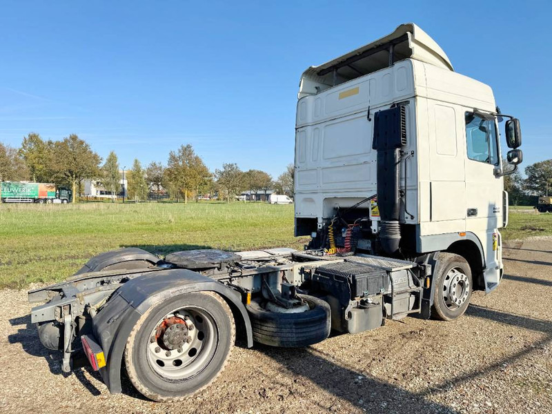 DAF 105.410 MEGA - Automatic Gearbox / Euro 5 - Nyergesvontató: 4 kép. DAF 105.410 MEGA - Automatic Gearbox / Euro 5 - Nyergesvontató: 4 kép.