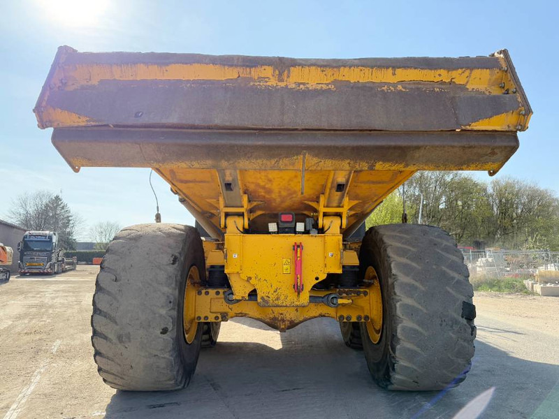 Volvo A60H - Top Condition / Body Heating / Camera - Csuklós dömper: 3 kép. Volvo A60H - Top Condition / Body Heating / Camera - Csuklós dömper: 3 kép.