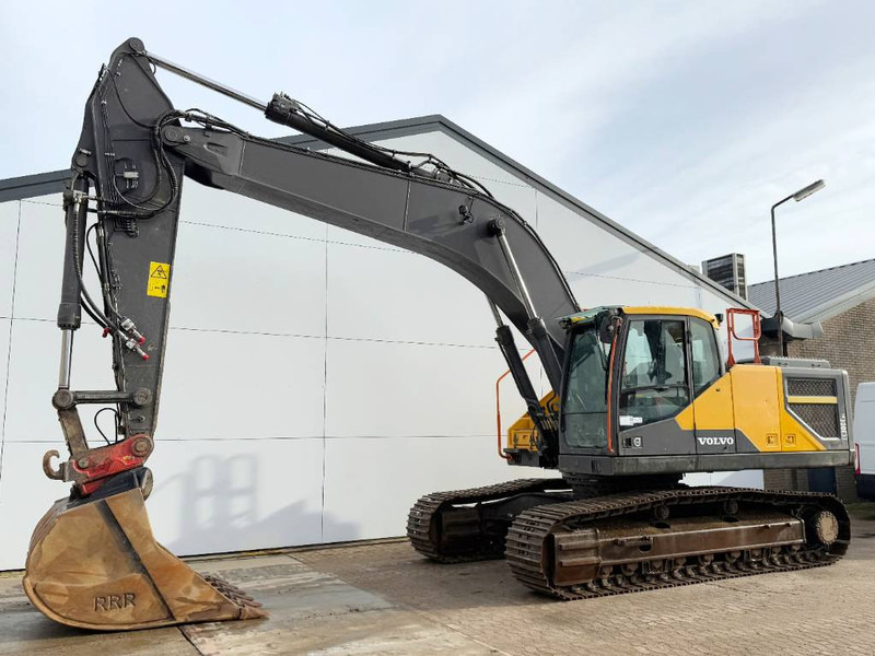 Volvo EC300ENL - German Machine / Quick Coupler - Lánctalpas kotró: 2 kép. Volvo EC300ENL - German Machine / Quick Coupler - Lánctalpas kotró: 2 kép.