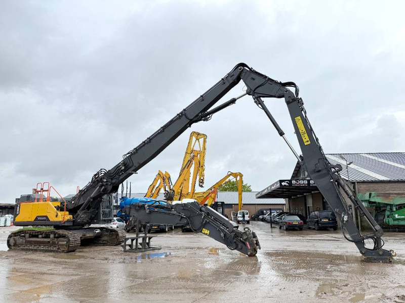 Volvo EC380EHR UHD - 24m / Hydr Undercarriage / Oilquick - Lánctalpas kotró: 5 kép. Volvo EC380EHR UHD - 24m / Hydr Undercarriage / Oilquick - Lánctalpas kotró: 5 kép.