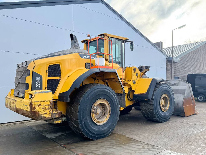 Volvo L220H - Dutch Machine / CDC Steering - Gumikerekes homlokrakodó: 5 kép. Volvo L220H - Dutch Machine / CDC Steering - Gumikerekes homlokrakodó: 5 kép.
