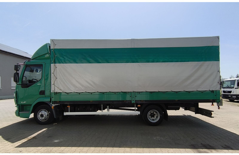 DAF LF 180 FA Plane u. Spriegel Euro 6 4x2 (3) - Ponyvás teherautó: 5 kép. DAF LF 180 FA Plane u. Spriegel Euro 6 4x2 (3) - Ponyvás teherautó: 5 kép.