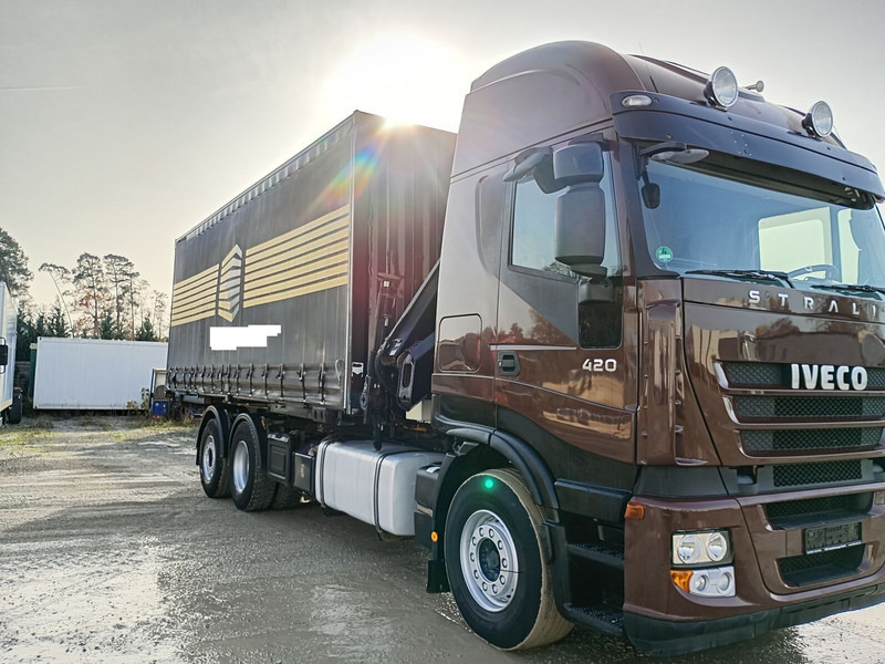 Iveco AS260S42Y/FS CM BDF HIAB 144E-4 HIDUO 12,7 m - Ponyvás teherautó, Darus autó: 3 kép. Iveco AS260S42Y/FS CM BDF HIAB 144E-4 HIDUO 12,7 m - Ponyvás teherautó, Darus autó: 3 kép.
