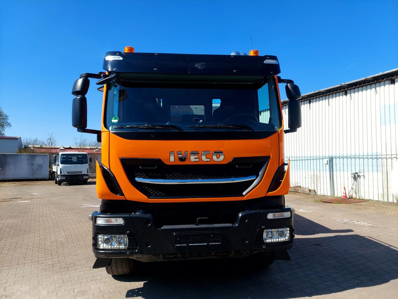 Iveco AT260XZ/HR - Billenőplatós teherautó: 5 kép. Iveco AT260XZ/HR - Billenőplatós teherautó: 5 kép.