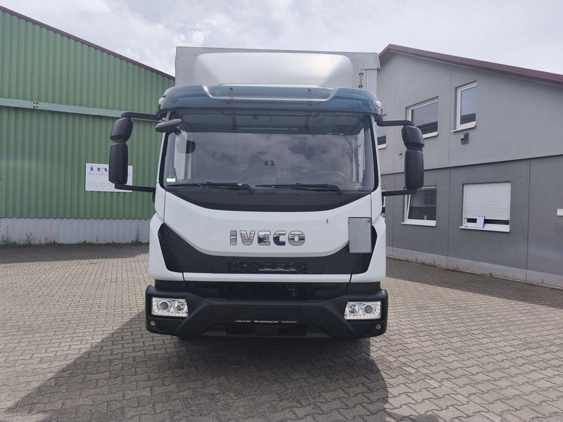 Iveco Eurocargo 75-210 Plane 3-Sitzer 4x2 Euro 6 LBW (20) - Ponyvás teherautó: 3 kép. Iveco Eurocargo 75-210 Plane 3-Sitzer 4x2 Euro 6 LBW (20) - Ponyvás teherautó: 3 kép.