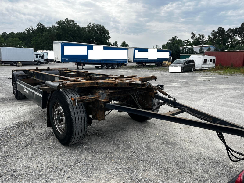 Krone AZ DB07CLNF 18F - Pótkocsi cserefelépítményes: 2 kép. Krone AZ DB07CLNF 18F - Pótkocsi cserefelépítményes: 2 kép.