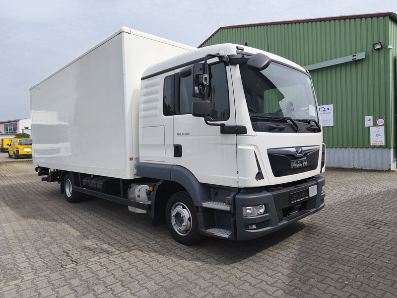 MAN TGL 8.190 Koffer gFH AHK LBW Euro 6 4x2 (11) - Dobozos felépítményű teherautó: 2 kép. MAN TGL 8.190 Koffer gFH AHK LBW Euro 6 4x2 (11) - Dobozos felépítményű teherautó: 2 kép.