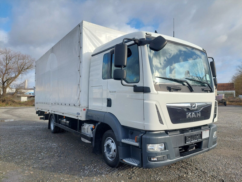 MAN TGL 8.190 L 4x2 Euro 6 LBW AHK - Ponyvás teherautó: 2 kép. MAN TGL 8.190 L 4x2 Euro 6 LBW AHK - Ponyvás teherautó: 2 kép.