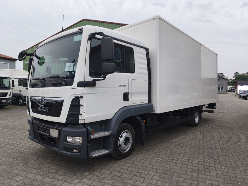 MAN TGL 8.190 TÜV NEU - Dobozos felépítményű teherautó: 1 kép. MAN TGL 8.190 TÜV NEU - Dobozos felépítményű teherautó: 1 kép.