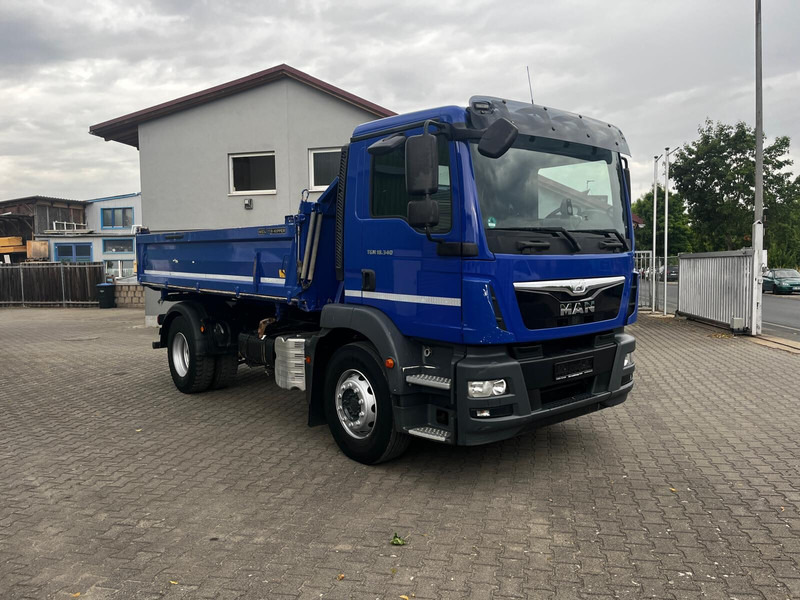 MAN TGM 18.340 Dreiseitenkipper - Billenőplatós teherautó: 4 kép. MAN TGM 18.340 Dreiseitenkipper - Billenőplatós teherautó: 4 kép.
