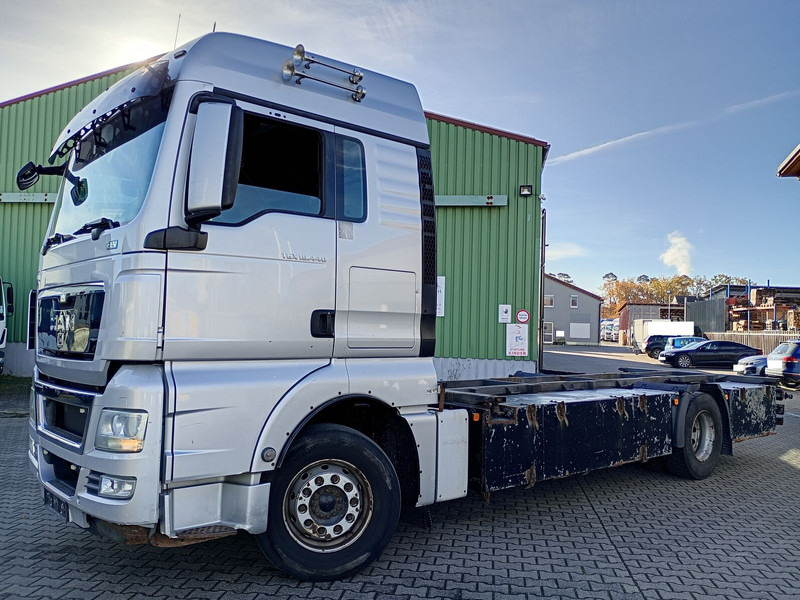 MAN TGX 18.440 - Alvaz teherautó: 2 kép. MAN TGX 18.440 - Alvaz teherautó: 2 kép.