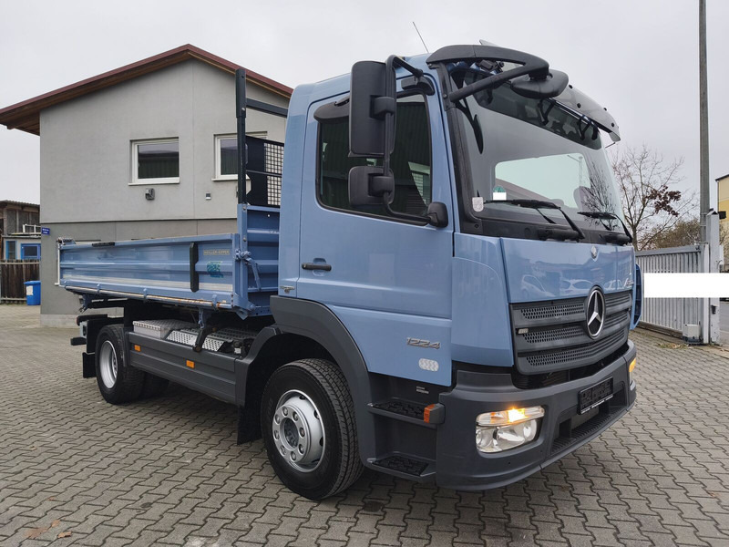 Mercedes-Benz Atego 1224 Meiller 3-Sitzer Euro 6 4x2 (10) - Billenőplatós teherautó: 5 kép. Mercedes-Benz Atego 1224 Meiller 3-Sitzer Euro 6 4x2 (10) - Billenőplatós teherautó: 5 kép.
