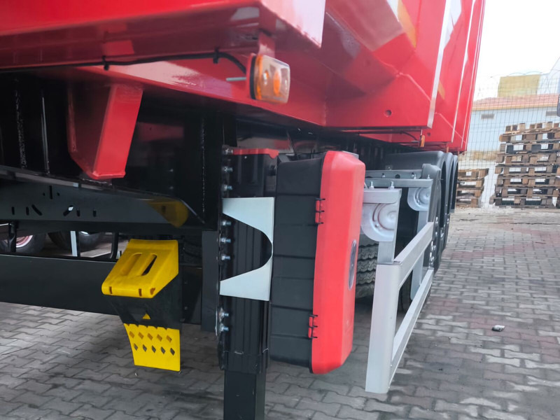 Onbekend - Félpótkocsi billenőplatós: 5 kép. Onbekend - Félpótkocsi billenőplatós: 5 kép.