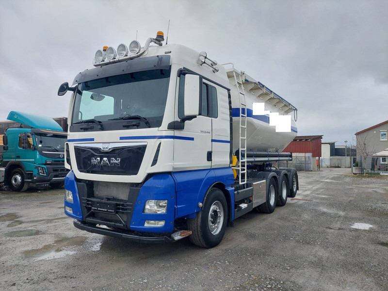 MAN TGX 35.440 Silo Euro 6 8x4 Lift+Lenk Klima (5) - Teherautó: 1 kép. MAN TGX 35.440 Silo Euro 6 8x4 Lift+Lenk Klima (5) - Teherautó: 1 kép.