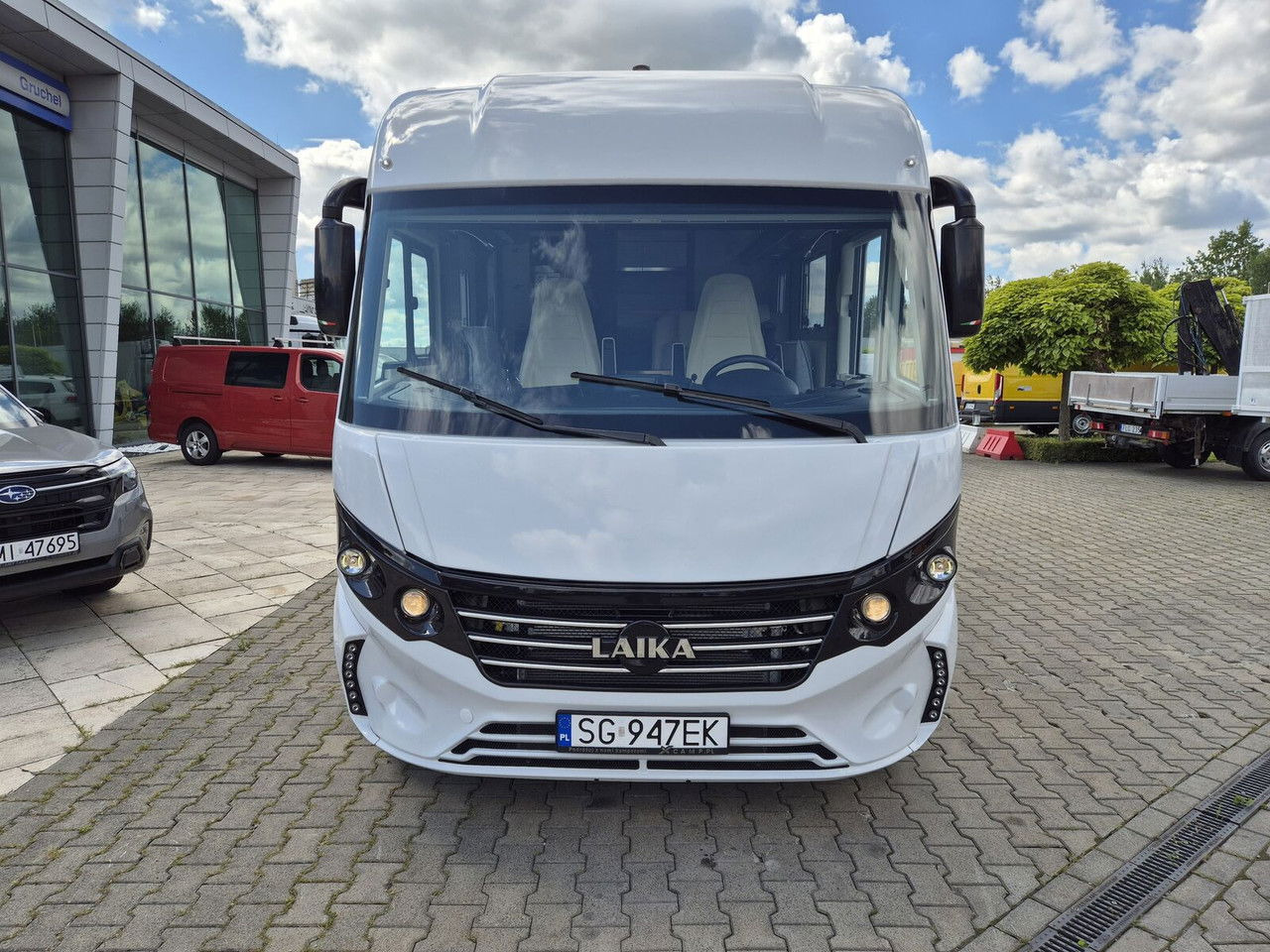 Fiat H4109 Laika H4109 - Integrált lakóautó: 5 kép. Fiat H4109 Laika H4109 - Integrált lakóautó: 5 kép.