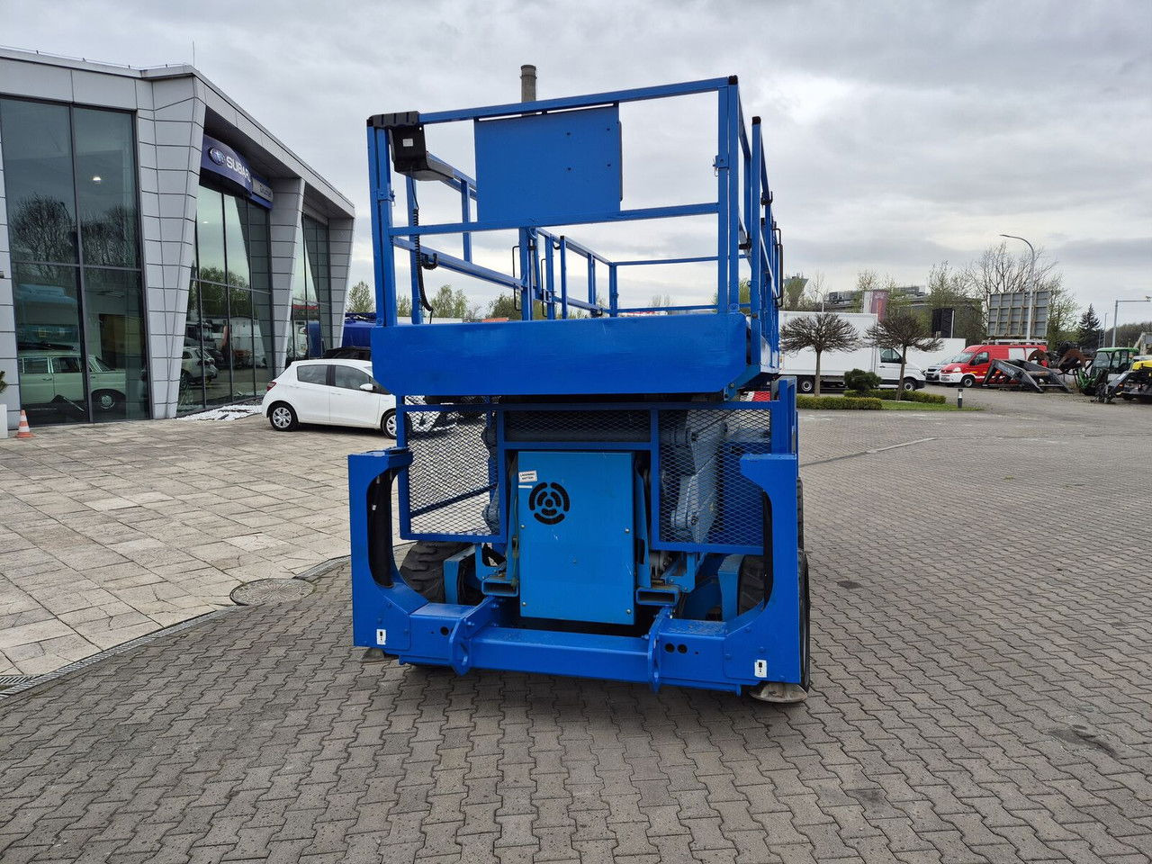 Genie GS 4390 / 15M High / 680KG Load / 1 Owner / Servic ED - Ollós emelő: 5 kép. Genie GS 4390 / 15M High / 680KG Load / 1 Owner / Servic ED - Ollós emelő: 5 kép.