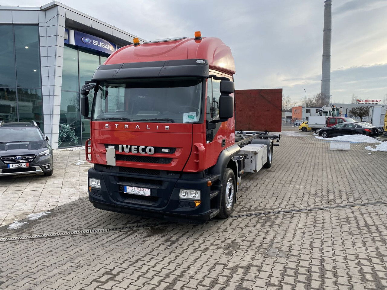 IVECO Stralis 360 AT 190 / Euro 5 / NEW Service / Long Frame - Alvaz teherautó: 3 kép. IVECO Stralis 360 AT 190 / Euro 5 / NEW Service / Long Frame - Alvaz teherautó: 3 kép.