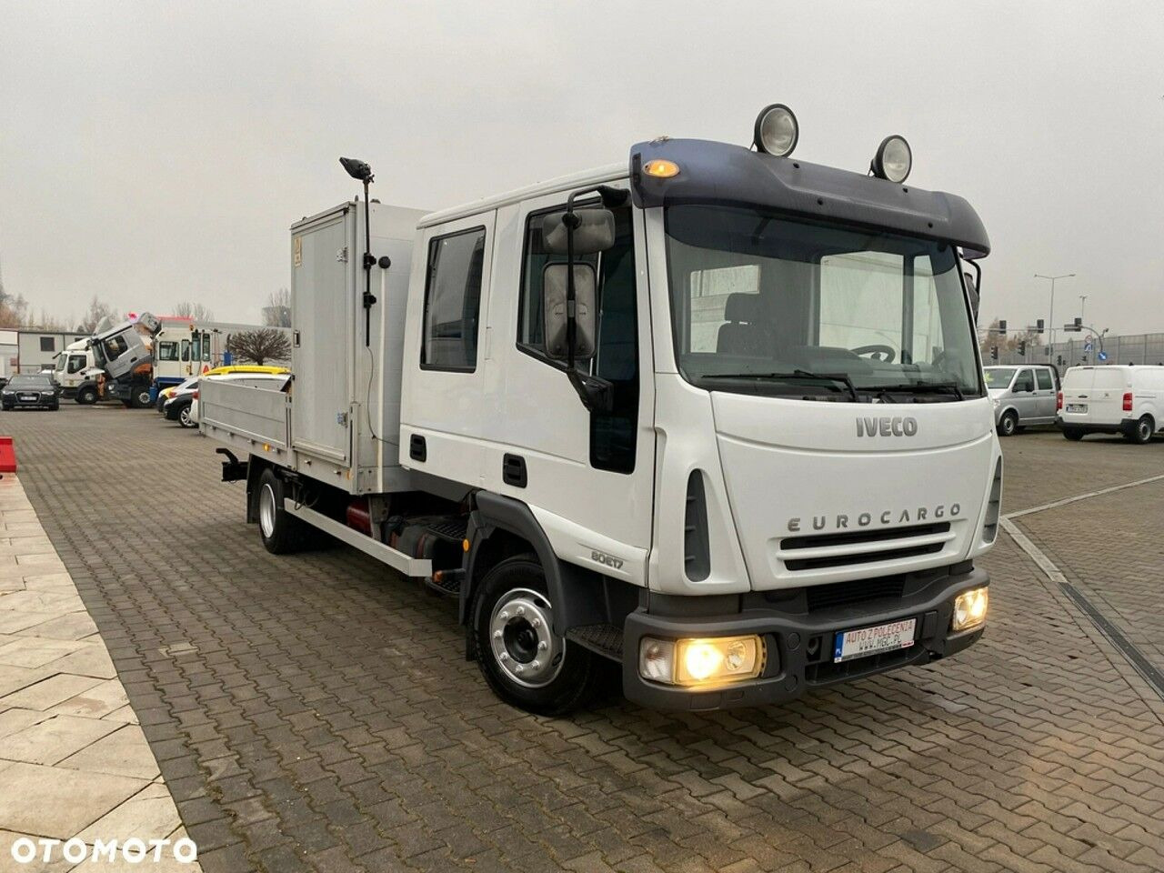 Iveco Eurocargo ML80E17 - Platós teherautó, Darus autó: 5 kép. Iveco Eurocargo ML80E17 - Platós teherautó, Darus autó: 5 kép.