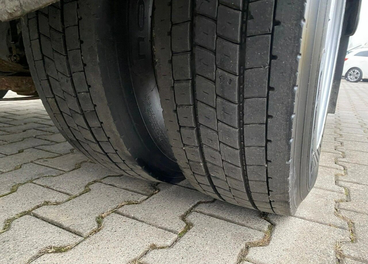 Platós teherautó, Darus autó Iveco Eurocargo ML80E17: 17 kép.
