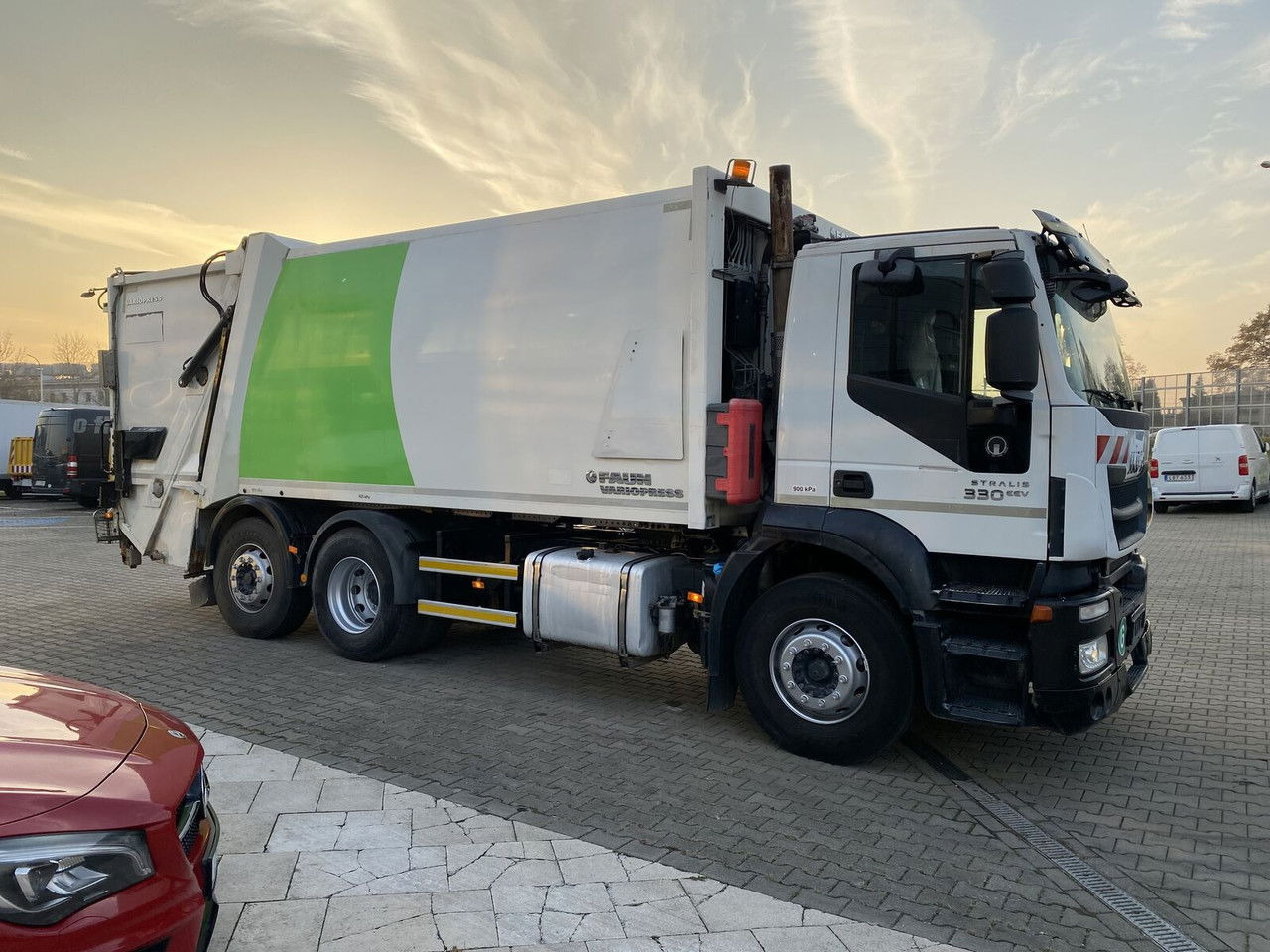 Iveco Stralis 330 EEV / Faun Vario Press 11 27M3 / Service NEW / TOP - Szemetesautó: 4 kép. Iveco Stralis 330 EEV / Faun Vario Press 11 27M3 / Service NEW / TOP - Szemetesautó: 4 kép.