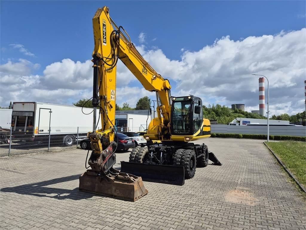 JCB JS 175 W / 18000MTH / 1 OWNER / SERVICED! - Gumikerekes kotró: 3 kép. JCB JS 175 W / 18000MTH / 1 OWNER / SERVICED! - Gumikerekes kotró: 3 kép.