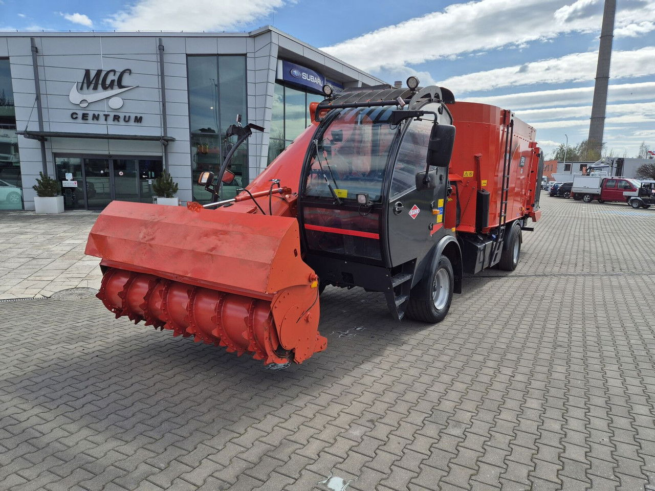 Kuhn SPW 22 Intense /feed wagon/ 1 Owner / NEW Service SPW 22 Intense /feed wago - Etetőkocsi: 3 kép. Kuhn SPW 22 Intense /feed wagon/ 1 Owner / NEW Service SPW 22 Intense /feed wago - Etetőkocsi: 3 kép.