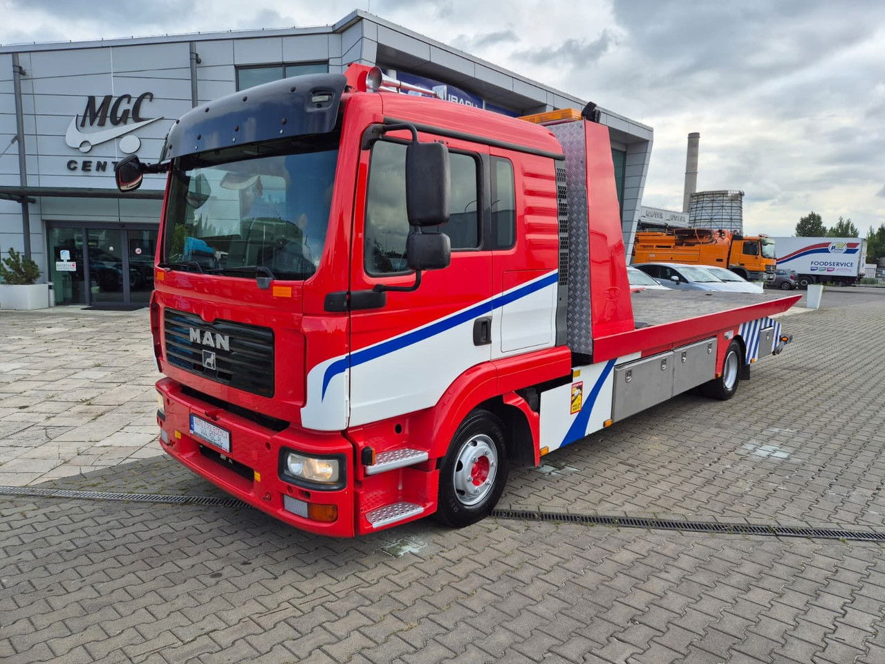 MAN TGL 12.240 CO ME AR / Works Great / Serviced - Vontató: 2 kép. MAN TGL 12.240 CO ME AR / Works Great / Serviced - Vontató: 2 kép.