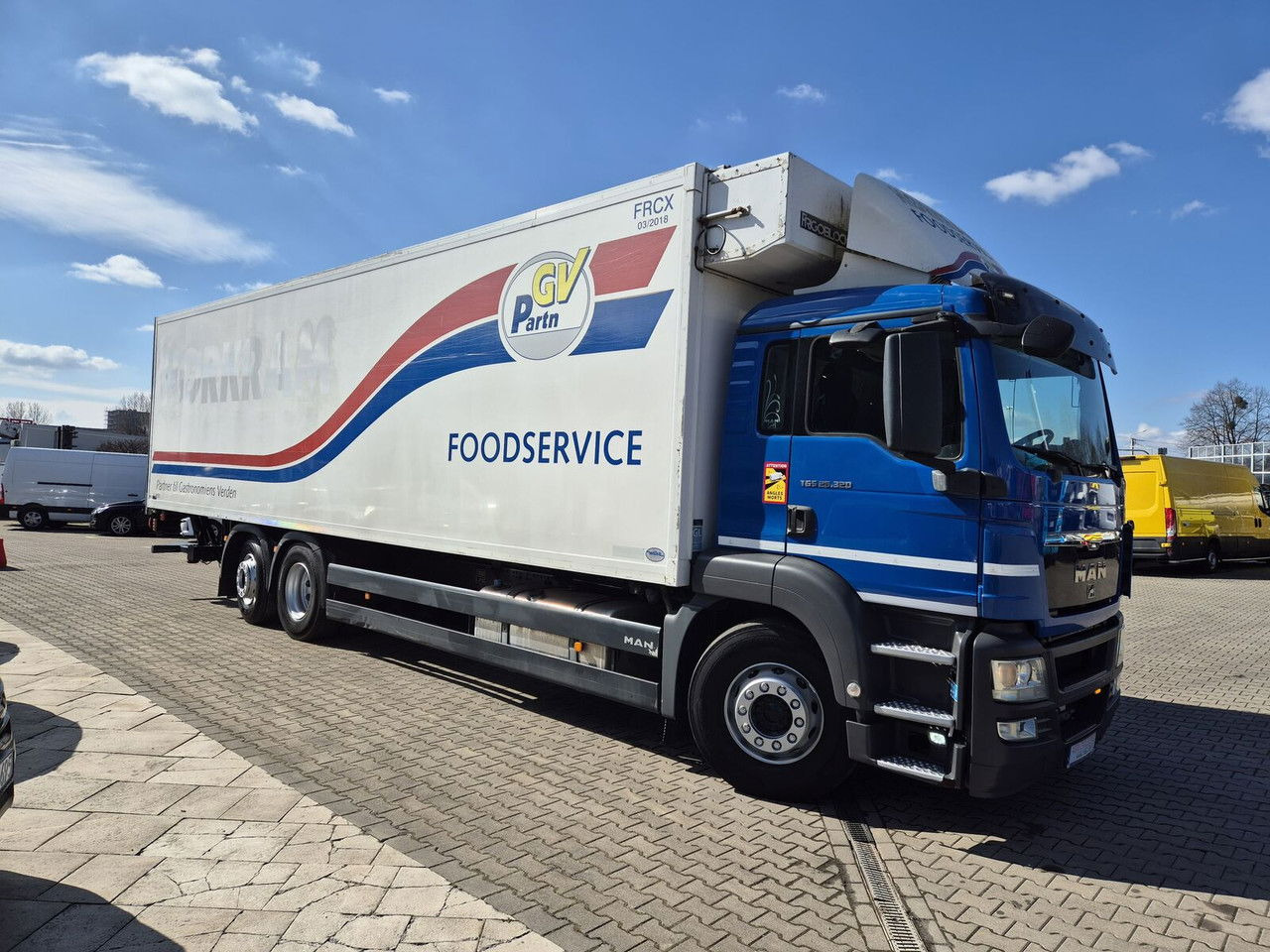 MAN TGS 26.320 24 EP / Technical warranty All Europe Frigoblock/ - Hűtős teherautó: 3 kép. MAN TGS 26.320 24 EP / Technical warranty All Europe Frigoblock/ - Hűtős teherautó: 3 kép.