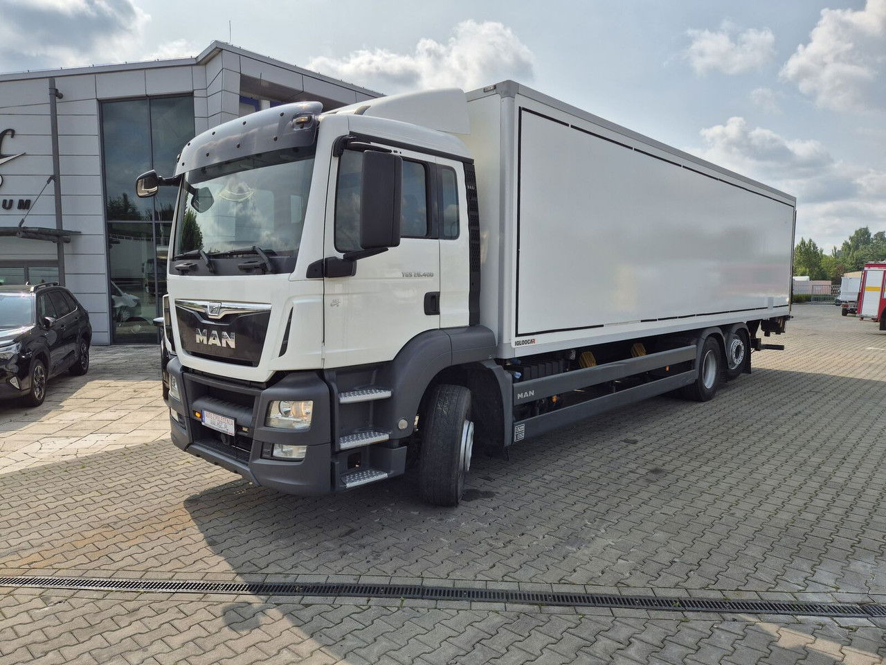 MAN TGS 26.400 Long Container 24 Europalet/Cheapest in the whole E - Hűtős teherautó: 2 kép. MAN TGS 26.400 Long Container 24 Europalet/Cheapest in the whole E - Hűtős teherautó: 2 kép.