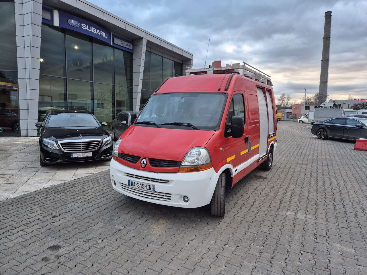 Renault Master 2.5 DCi / Only 25TKM / Like NEW / WE Have 3 THE Same - Tűzoltóautó: 3 kép. Renault Master 2.5 DCi / Only 25TKM / Like NEW / WE Have 3 THE Same - Tűzoltóautó: 3 kép.