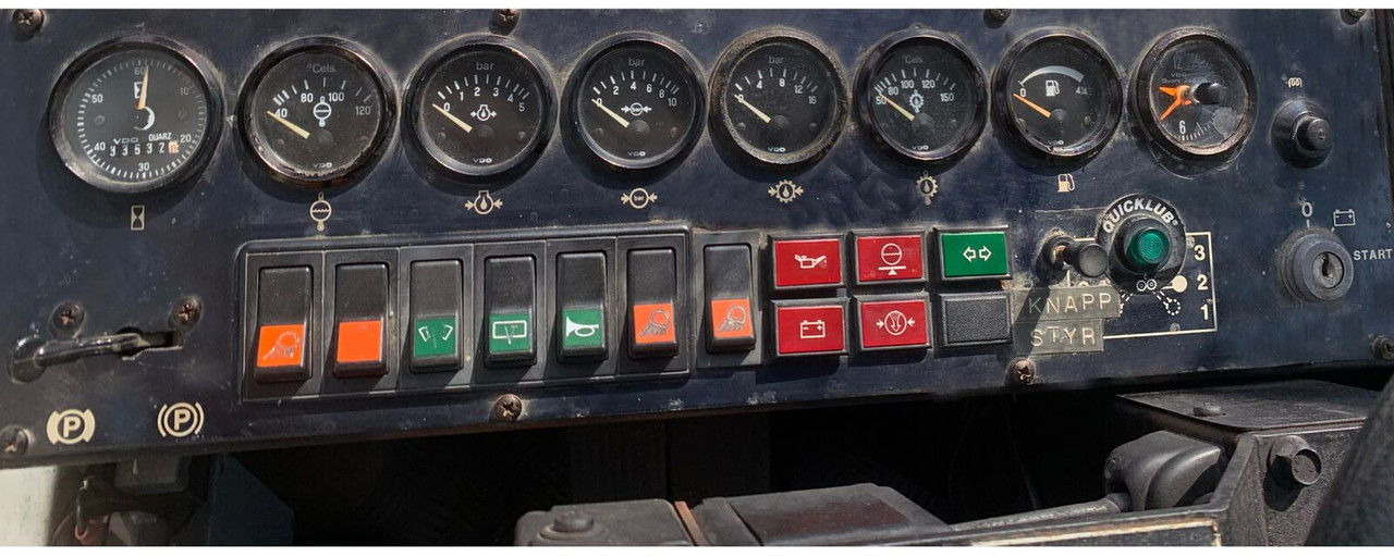 Konténerrakodó SVETRUCK TMF 12/9 HB / 1 Owner / Elme Spreader / Wood LOG A RM: 27 kép. Konténerrakodó SVETRUCK TMF 12/9 HB / 1 Owner / Elme Spreader / Wood LOG A RM: 27 kép.