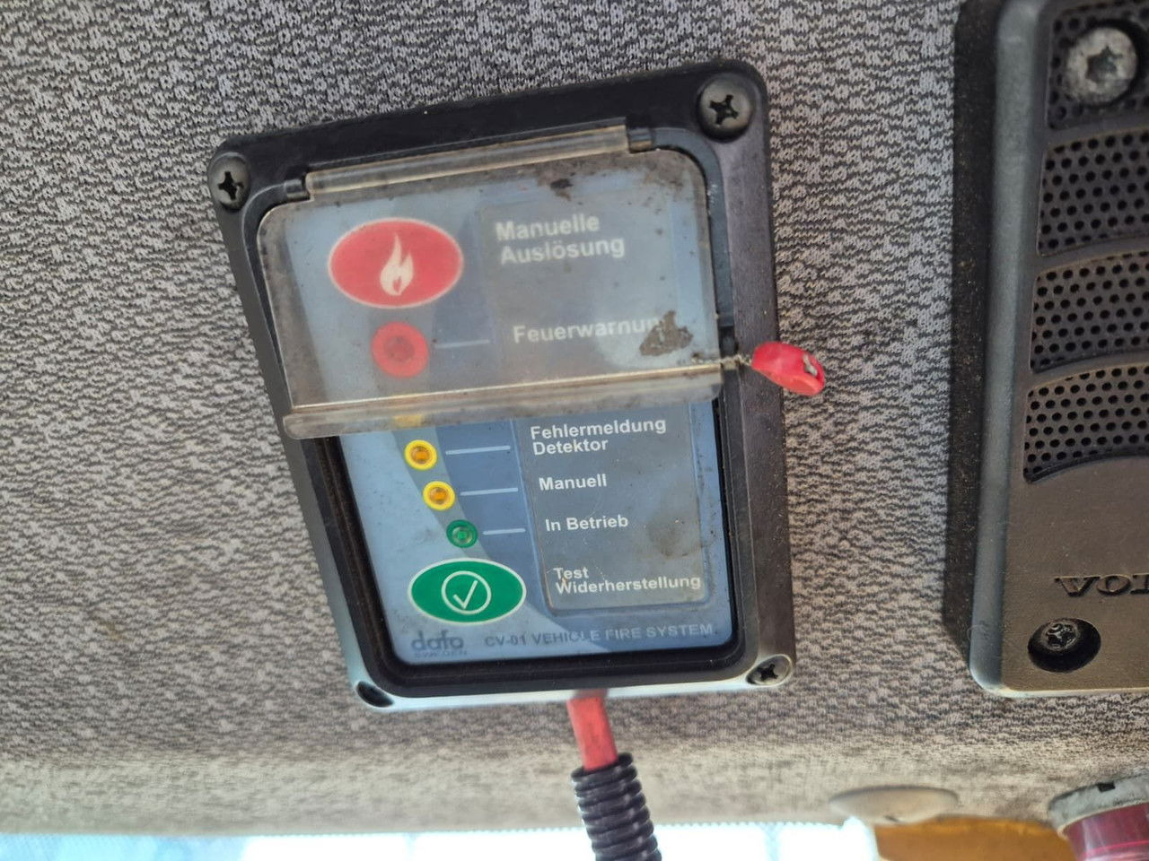 Gumikerekes homlokrakodó VOLVO L180 E / 4WD / 1 Owner / Wood LOG: 29 kép. Gumikerekes homlokrakodó VOLVO L180 E / 4WD / 1 Owner / Wood LOG: 29 kép.