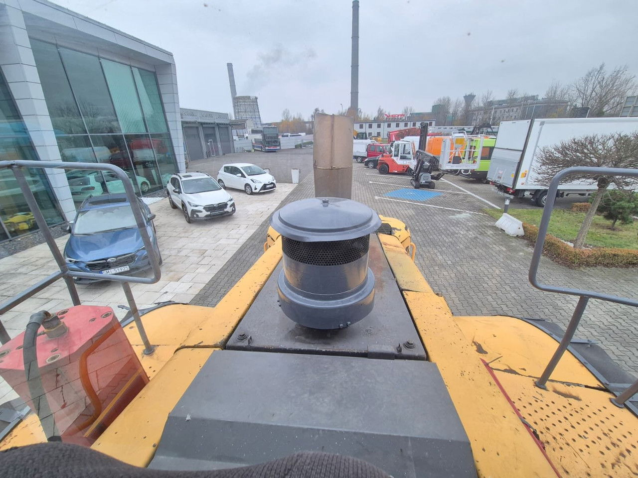 Gumikerekes homlokrakodó VOLVO L180 E / 4WD / 1 Owner / Wood LOG: 28 kép. Gumikerekes homlokrakodó VOLVO L180 E / 4WD / 1 Owner / Wood LOG: 28 kép.