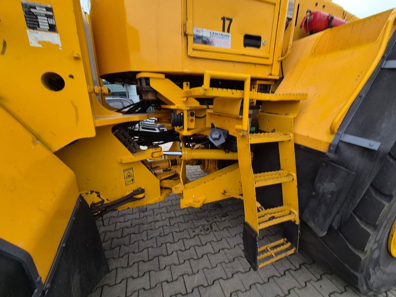 Gumikerekes homlokrakodó VOLVO L180 E / 4WD / 1 Owner / Wood LOG: 15 kép. Gumikerekes homlokrakodó VOLVO L180 E / 4WD / 1 Owner / Wood LOG: 15 kép.