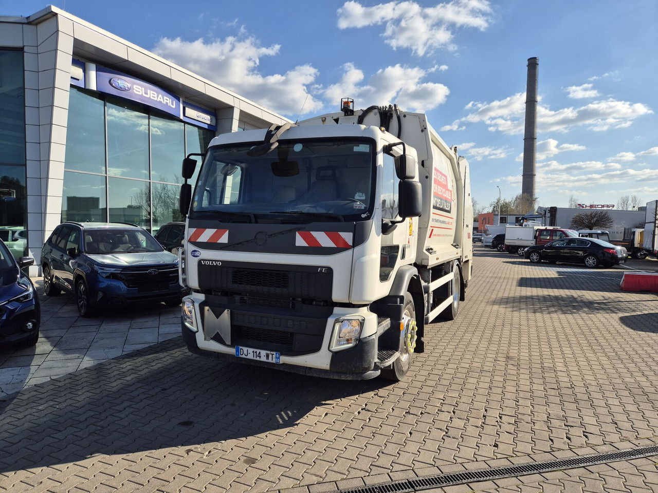 VOLVO Volvo FE 280 13M3 / Geesinknorba / Euro 6 / 3 Seats - Szemetesautó: 3 kép. VOLVO Volvo FE 280 13M3 / Geesinknorba / Euro 6 / 3 Seats - Szemetesautó: 3 kép.