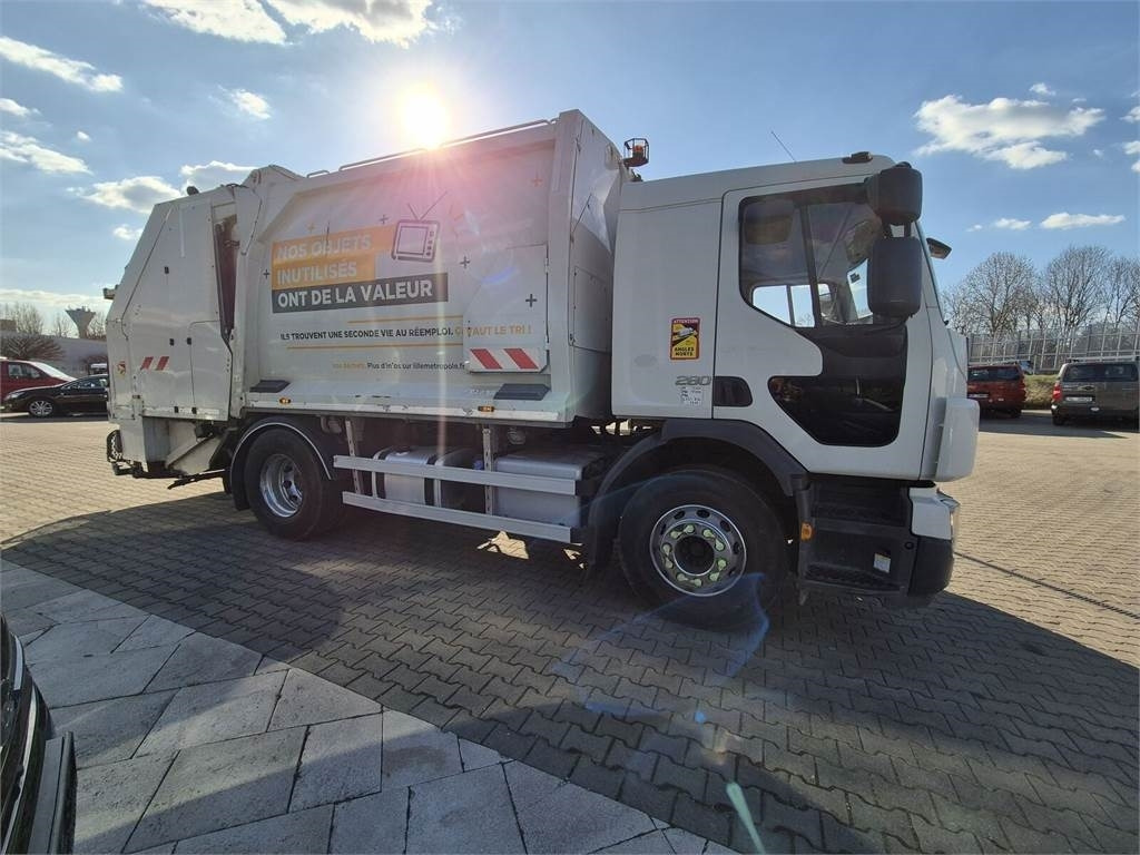Volvo FE 280 / 13M3 / GEESINKNORBA / EURO 6 / 3 SEATS - Szemetesautó: 5 kép. Volvo FE 280 / 13M3 / GEESINKNORBA / EURO 6 / 3 SEATS - Szemetesautó: 5 kép.