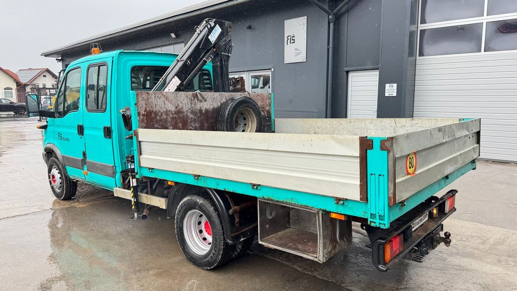 Iveco Daily 65 C15 stake body - Hiab 045-3 - 7.5M - Platós kisteherautó: 5 kép. Iveco Daily 65 C15 stake body - Hiab 045-3 - 7.5M - Platós kisteherautó: 5 kép.