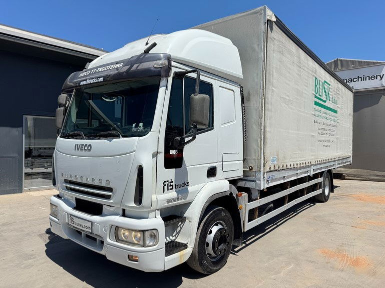 Iveco EuroCargo 160 E24 4X2 tarpaulin - air condition - Ponyvás teherautó: 1 kép. Iveco EuroCargo 160 E24 4X2 tarpaulin - air condition - Ponyvás teherautó: 1 kép.